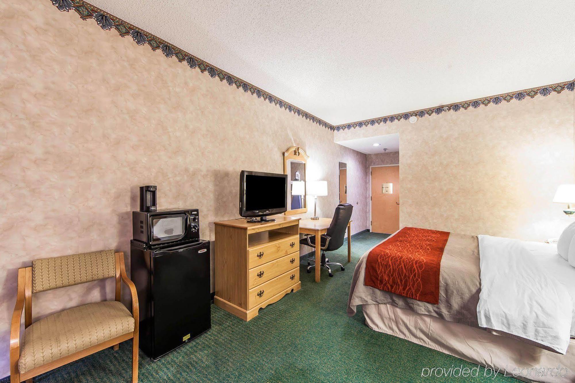 Econo Lodge Newport Exterior photo